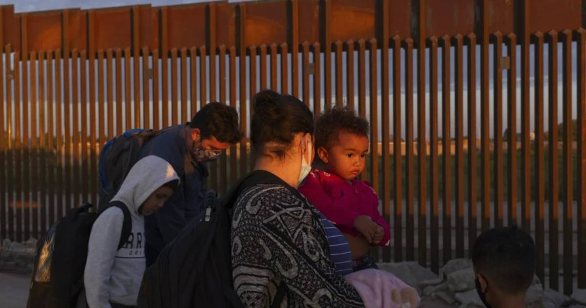 Judge prohibits separation of migrant families at the US border