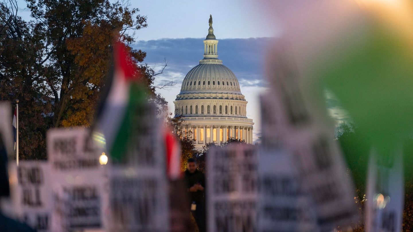 Vor fast zwei Jahren stürmte ein Mob das US-Kapitol in Washington.