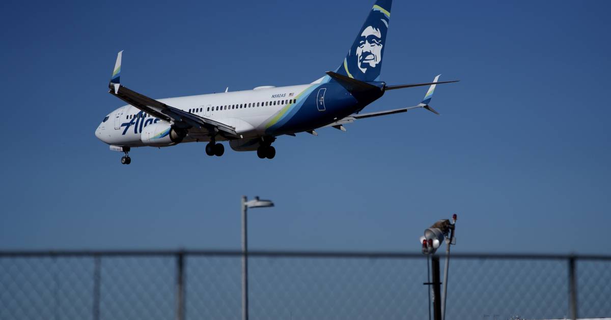 US Aviation orders the grounding of Boeing 737 Max aircraft, after Alaska Airlines incident