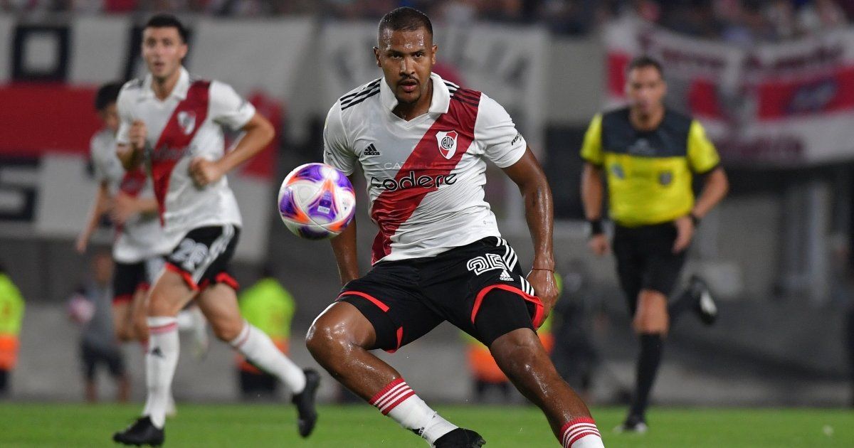 Venezuelan Salomón Rondón leaves River Plate and goes to Mexico