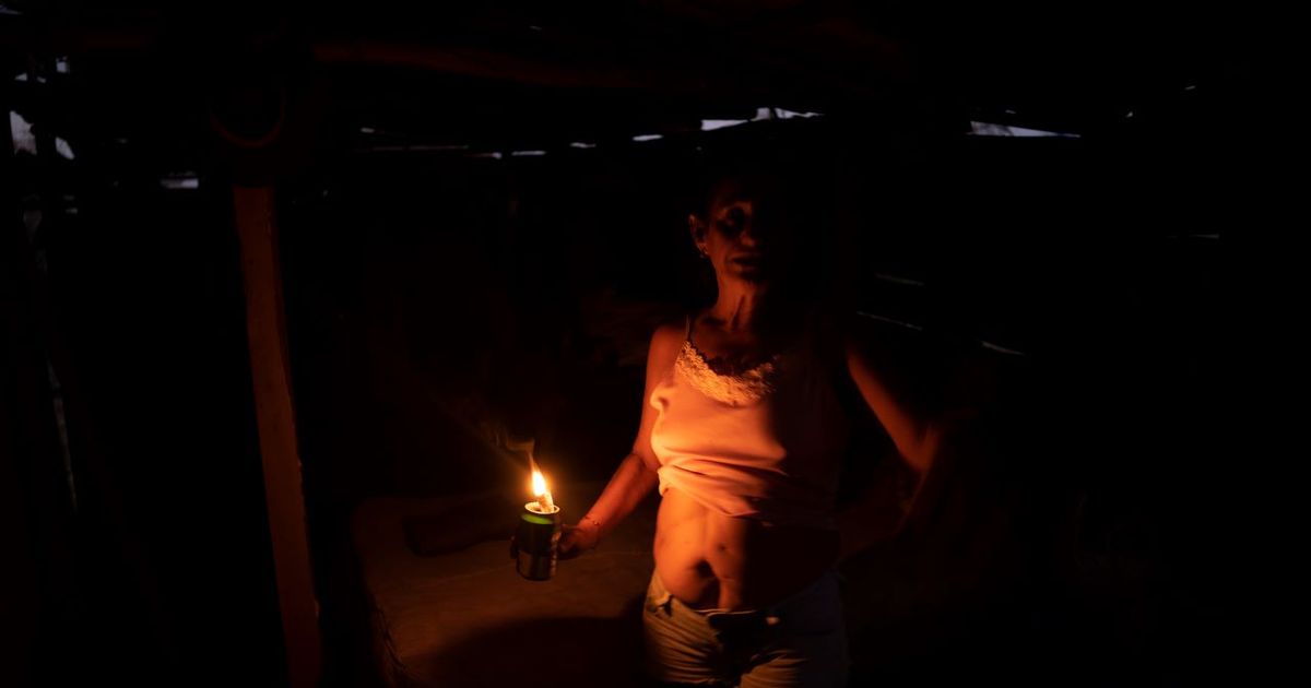 A third of Cuba continues to suffer blackouts