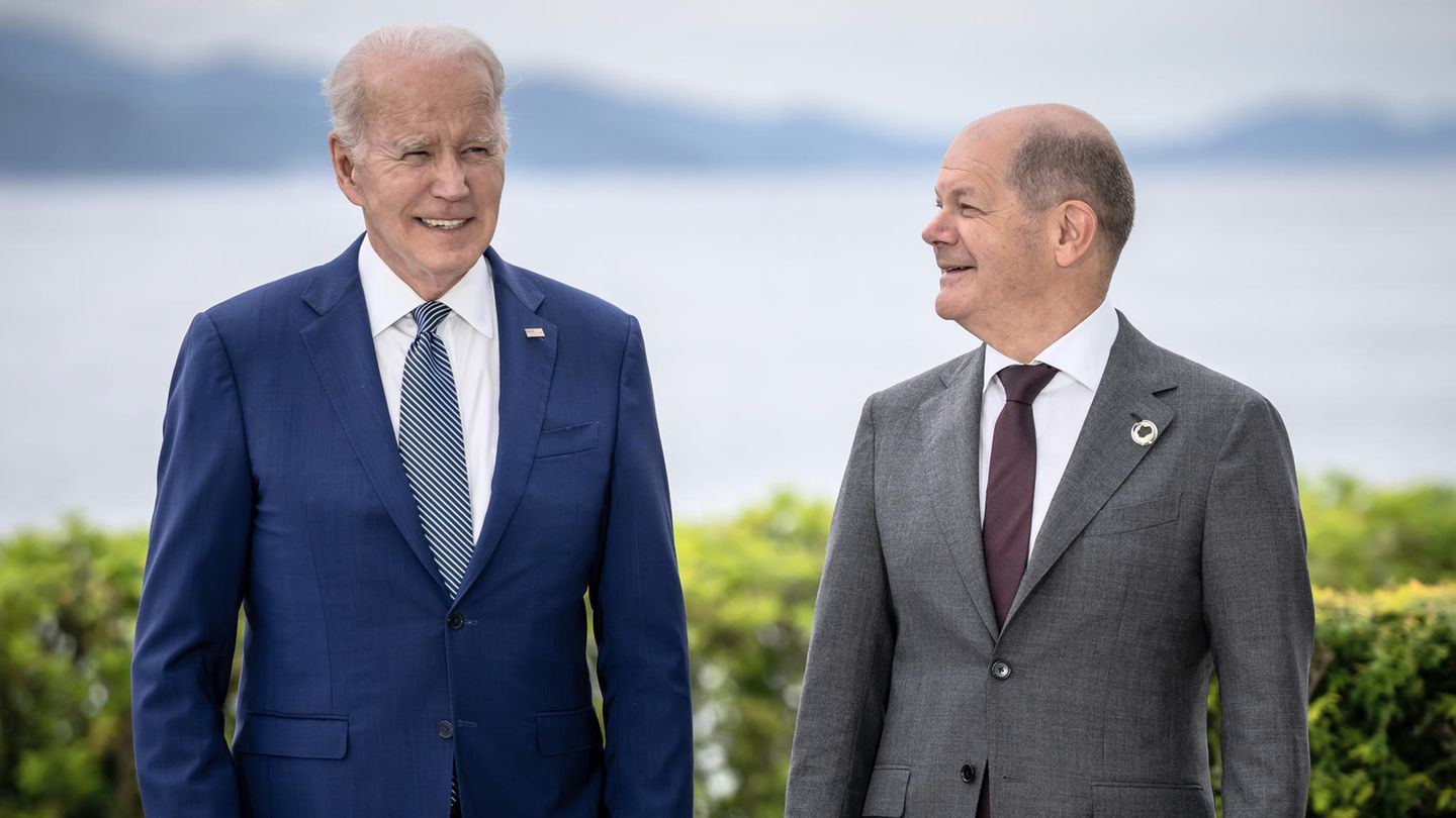 Olaf Scholz und Joe Biden – beide Staatschefs der größten Waffenlieferanten der Ukraine (Archivbild)