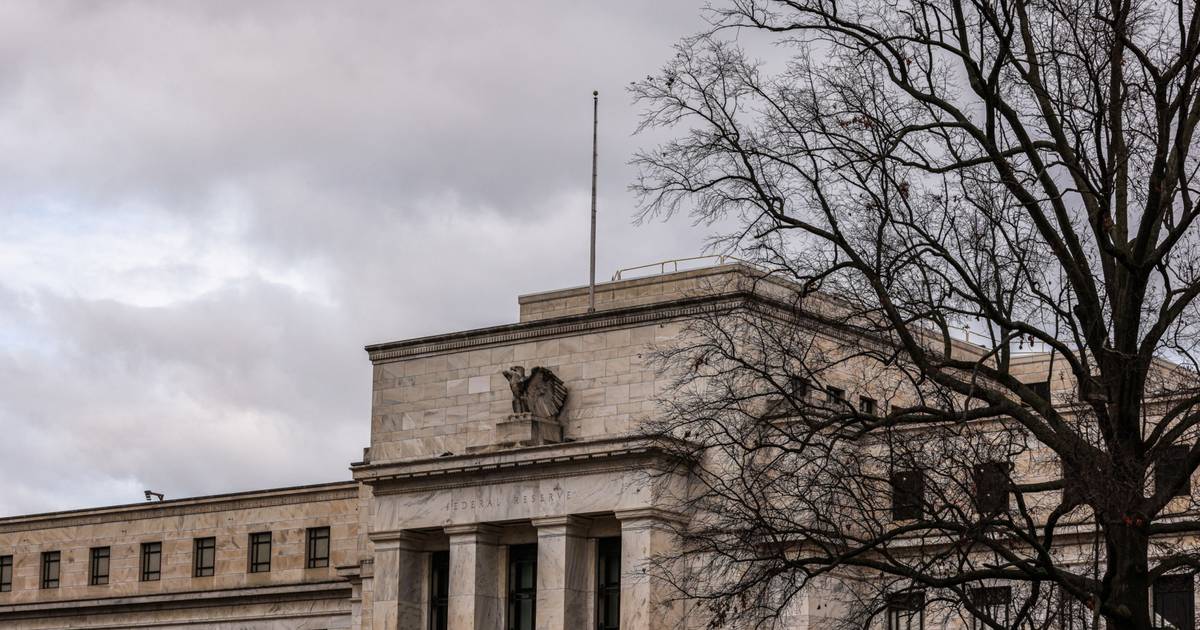Fed 'holds its breath': Leaves interest rate unchanged in March
