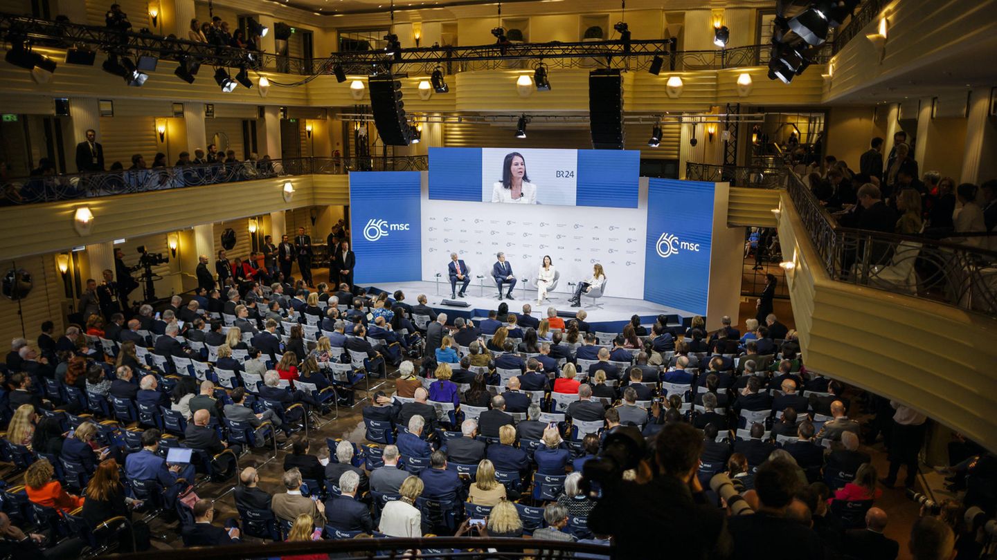 Podiumsdiskussion auf der Münchner Sicherheitskonferenz