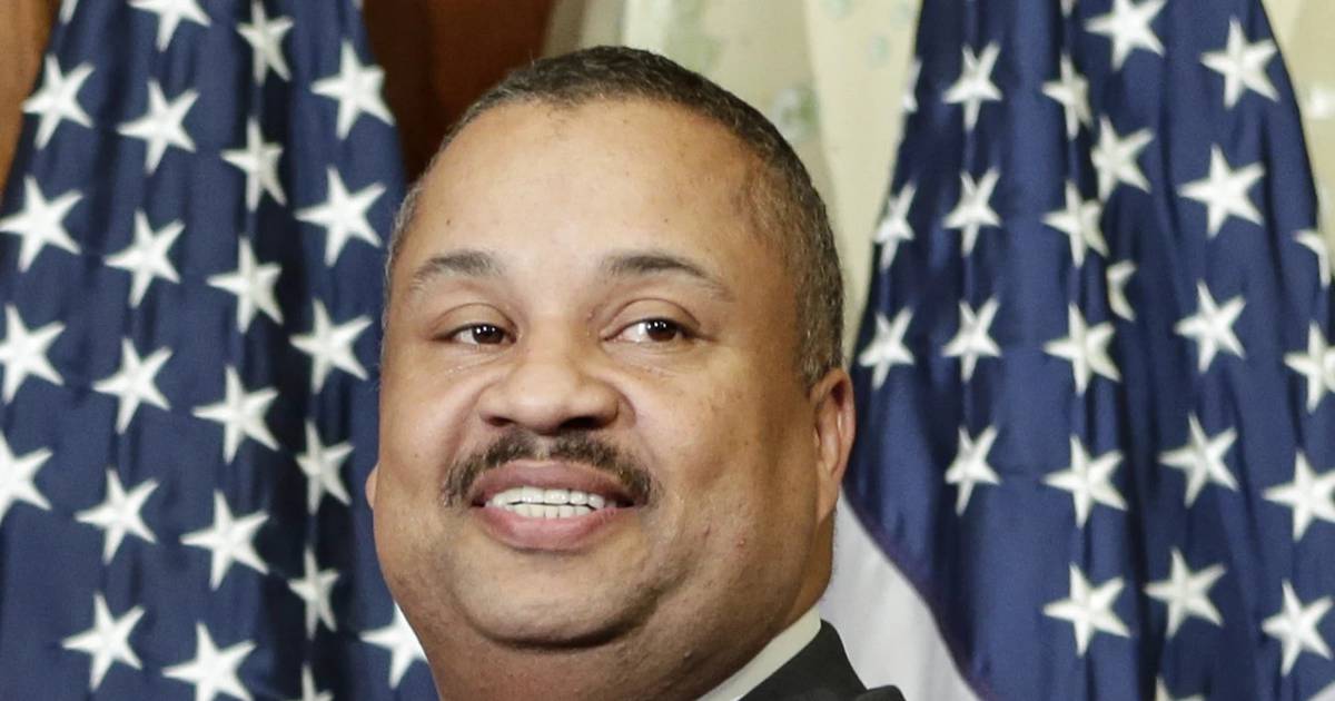 Donald Payne, US congressman who died of a heart attack, wins the primary in New Jersey