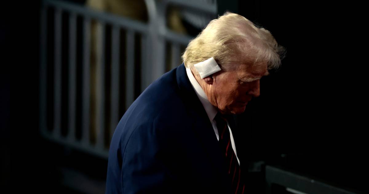 Trump assassination attempt: FBI turns to intelligence firm to gain access to Crooks' cellphone